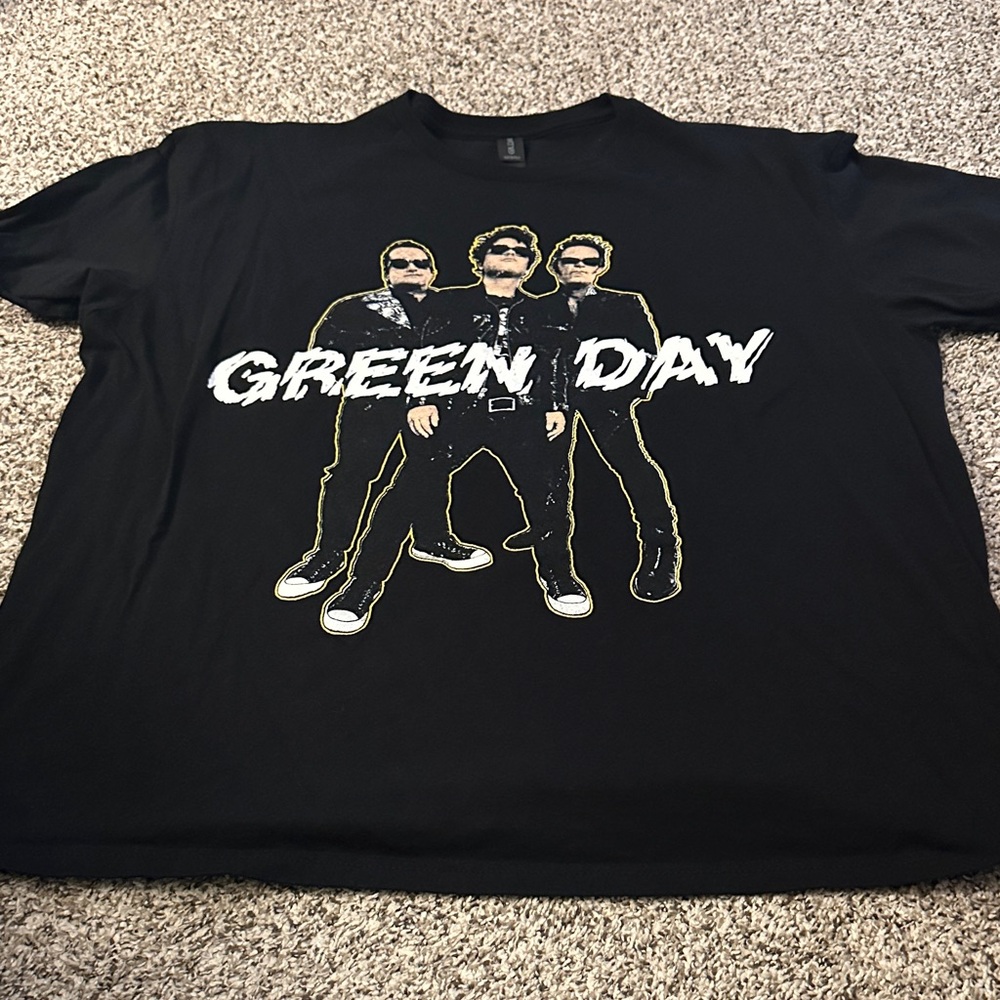 Green Day shirt